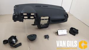 Gebruikte Airbag set + dashboard Renault Clio IV (5R) 1.5 Energy dCi 90 FAP Prijs € 749,99 Margeregeling aangeboden door Van Gils Automotive