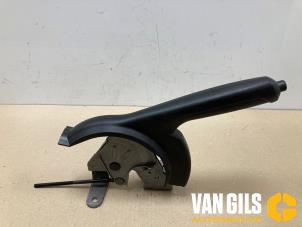 Gebruikte Handremhendel Citroen C1 1.0 Vti 68 12V Prijs op aanvraag aangeboden door Van Gils Automotive