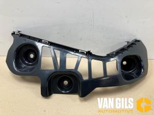 Gebruikte Bumpersteun links-achter Mercedes CLA Shooting Brake (118.6) 1.5 CLA-180d Prijs € 39,99 Margeregeling aangeboden door Van Gils Automotive