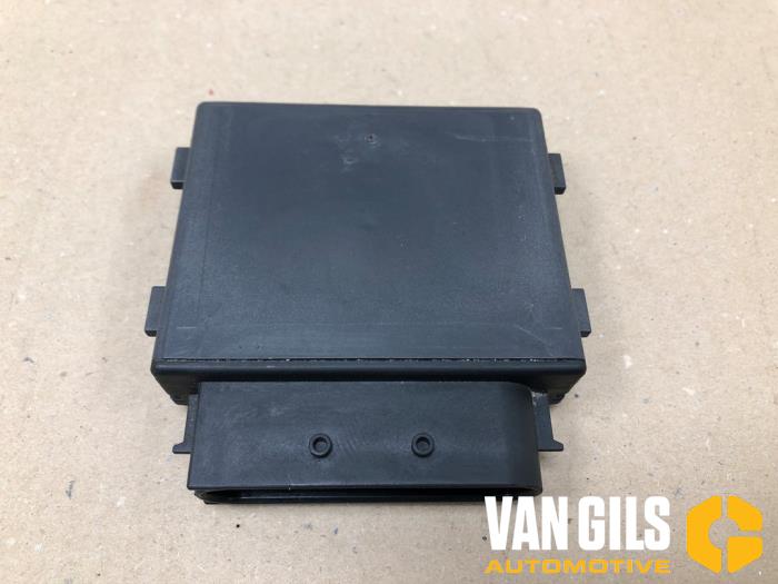 Gebruikte Brandstofpomp module Audi A6 Avant (C8) 3.0 V6 24V 50 TDI Mild hybrid Quattro Prijs op aanvraag aangeboden door Van Gils Automotive