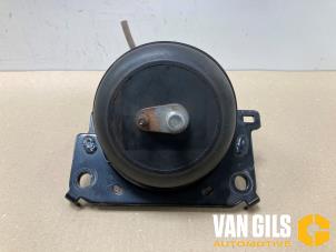 Gebruikte Motorsteun Toyota Land Cruiser (J15) 2.8 D-4D 16V Prijs op aanvraag aangeboden door Van Gils Automotive