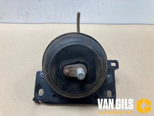 Gebruikte Motorsteun Toyota Land Cruiser (J15) 2.8 D-4D 16V Prijs op aanvraag aangeboden door Van Gils Automotive