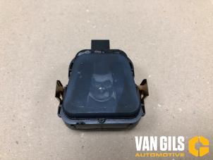 Gebruikte Regensensor Peugeot 2008 (CU) 1.2 12V e-THP PureTech 110 Prijs op aanvraag aangeboden door Van Gils Automotive