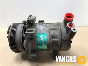 Gebruikte Pomp Airco Renault Twingo (C06) 1.2 Prijs € 30,00 Margeregeling aangeboden door Van Gils Automotive