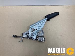 Gebruikte Handremhendel BMW X1 (E84) sDrive 20d 2.0 16V Prijs op aanvraag aangeboden door Van Gils Automotive