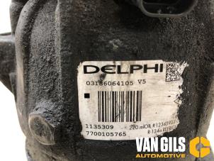 Aircopomp van een Nissan Primastar 2.5 dCi 140 16V 2006