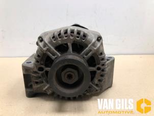 Gebruikte Dynamo Fiat Doblo Cargo (223) 1.3 D 16V Multijet Prijs op aanvraag aangeboden door Van Gils Automotive