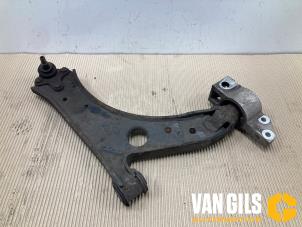Gebruikte Draagarm rechts-voor Seat Altea XL (5P5) 1.4 TSI 16V Prijs € 30,00 Margeregeling aangeboden door Van Gils Automotive
