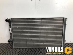 Gebruikte Radiateur Airco Seat Leon (1P1) 1.4 TSI 16V Prijs € 75,00 Margeregeling aangeboden door Van Gils Automotive