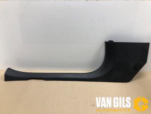 Gebruikte B-stijl links Mercedes C Estate (S205) C-350 e 2.0 16V Prijs op aanvraag aangeboden door Van Gils Automotive