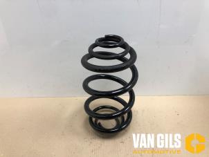 Gebruikte Veerschroef achter Fiat Talento 2.0 EcoJet BiTurbo 145 Prijs op aanvraag aangeboden door Van Gils Automotive