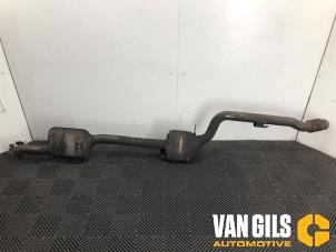 Gebruikte Uitlaat Middendemper Mercedes C (W205) C-200 1.5 EQ Boost Prijs op aanvraag aangeboden door Van Gils Automotive