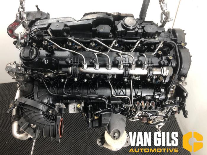 Motor van een Mercedes-Benz S (222.0/222.1) 3.0 S-400d 4-Matic 2018