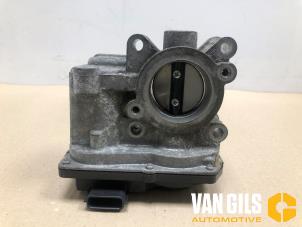 Gebruikte Gasklephuis Renault Twingo II (CN) 1.2 16V GT TCE Prijs € 75,00 Margeregeling aangeboden door Van Gils Automotive