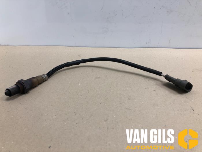 Gebruikte Lambda Sonde Alfa Romeo 147 (937) 2.0 Twin Spark 16V Prijs € 30,00 Margeregeling aangeboden door Van Gils Automotive