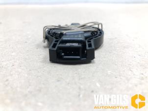 Gebruikte Lichtsensor Renault Zoé (AG) R135 Prijs op aanvraag aangeboden door Van Gils Automotive