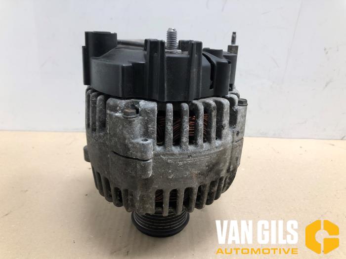 Gebruikte Dynamo Volkswagen Caddy III (2KA,2KH,2CA,2CH) 2.0 SDI Prijs € 75,00 Margeregeling aangeboden door Van Gils Automotive