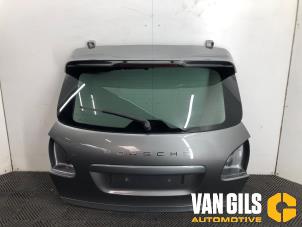 Gebruikte Achterklep Porsche Cayenne II (92A) 3.0 D V6 24V Prijs € 899,99 Margeregeling aangeboden door Van Gils Automotive