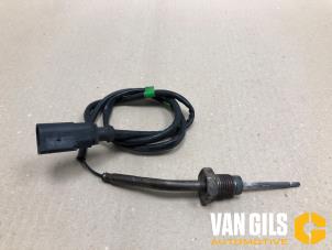 Gebruikte Uitlaat temperatuursensor Volkswagen Transporter/Caravelle T6 2.0 TDI 204 4Motion Prijs op aanvraag aangeboden door Van Gils Automotive