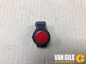 Gebruikte PDC Sensor Audi A3 Sportback (8YA) 1.4 45 TFSIe 16V Prijs € 25,00 Margeregeling aangeboden door Van Gils Automotive