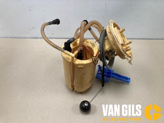 Gebruikte Tank element Pomp Porsche Cayenne II (92A) 3.0 D V6 24V Prijs op aanvraag aangeboden door Van Gils Automotive