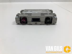 Gebruikte Telefoon Module Volkswagen T-Roc I 2.0 R TSI 16V 4Motion Prijs € 149,95 Margeregeling aangeboden door Van Gils Automotive