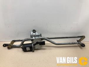 Gebruikte Ruitenwismotor + Mechaniek Volkswagen Transporter T5 1.9 TDi Prijs € 50,00 Margeregeling aangeboden door Van Gils Automotive