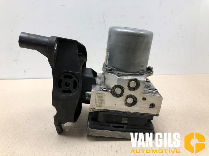 Gebruikte ABS Pomp Mercedes S (222.0/222.1) 3.0 S-400d 4-Matic Prijs € 460,00 Margeregeling aangeboden door Van Gils Automotive
