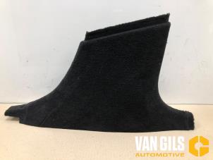 Gebruikte B-stijl rechts Mercedes S (222.0/222.1) 3.0 S-400d 4-Matic Prijs op aanvraag aangeboden door Van Gils Automotive