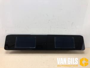 Gebruikte Display Multi Media regelunit Mercedes B (W247) 2.0 B-200d Prijs € 599,99 Margeregeling aangeboden door Van Gils Automotive