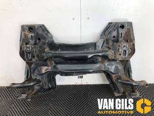 Gebruikte Subframe Peugeot 2008 (CU) 1.2 12V e-THP PureTech 110 Prijs € 125,00 Margeregeling aangeboden door Van Gils Automotive