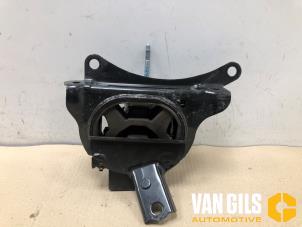 Gebruikte Motorsteun Toyota C-HR (X1,X5) 1.8 16V Hybrid Prijs € 30,00 Margeregeling aangeboden door Van Gils Automotive