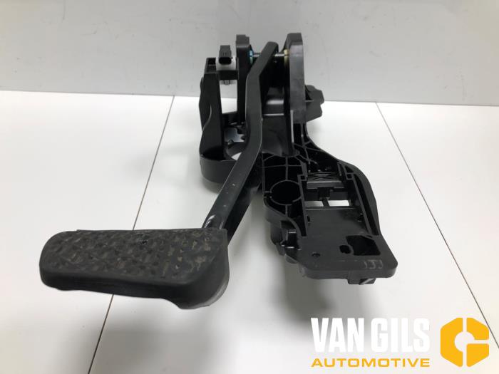 Brake pedal Mercedes B-Klasse O305568 - foto 1