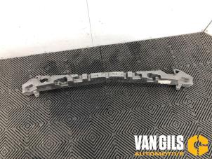 Gebruikte Bumpervulling voor Mercedes B (W247) 2.0 B-200d Prijs op aanvraag aangeboden door Van Gils Automotive