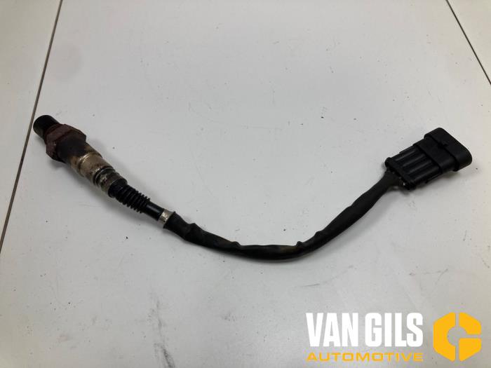 Gebruikte Lambda Sonde Fiat Stilo (192A/B) 1.2 16V 3-Drs. Prijs € 20,00 Margeregeling aangeboden door Van Gils Automotive