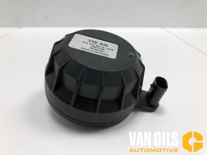 Gebruikte Computer Diversen Volkswagen T-Roc I 2.0 R TSI 16V 4Motion Prijs € 30,00 Margeregeling aangeboden door Van Gils Automotive
