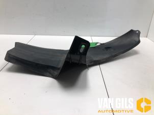 Gebruikte Bumpercover achter Toyota C-HR (X1,X5) 1.8 16V Hybrid Prijs € 30,00 Margeregeling aangeboden door Van Gils Automotive