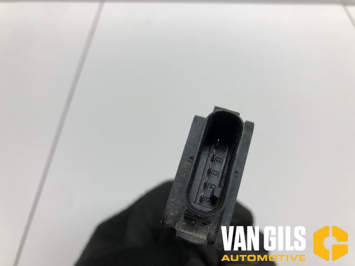 Gebruikte Lambda Sonde Ford Ranger 2.0 EcoBlue 16V 4x4 Prijs € 49,95 Margeregeling aangeboden door Van Gils Automotive