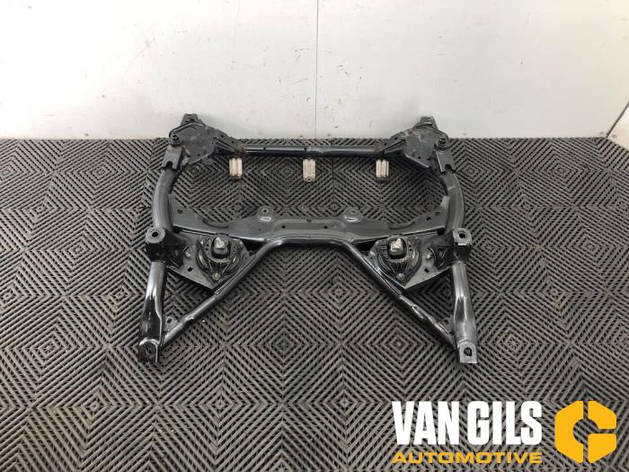 Gebruikte Subframe BMW 1 serie (F20) 118d 2.0 16V Prijs € 150,00 Margeregeling aangeboden door Van Gils Automotive