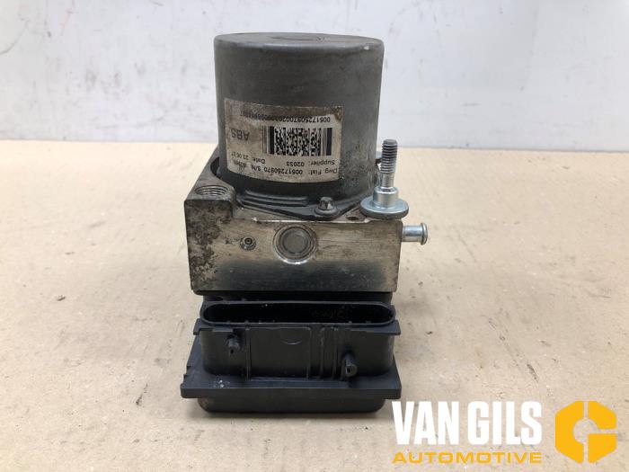 Gebruikte ABS Pomp Peugeot Boxer (U9) 2.2 HDi 120 Euro 4 Prijs op aanvraag aangeboden door Van Gils Automotive