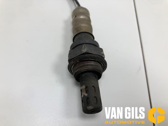 Lambda Sonde van een Daewoo Lacetti (KLAN) 1.6 16V 2004