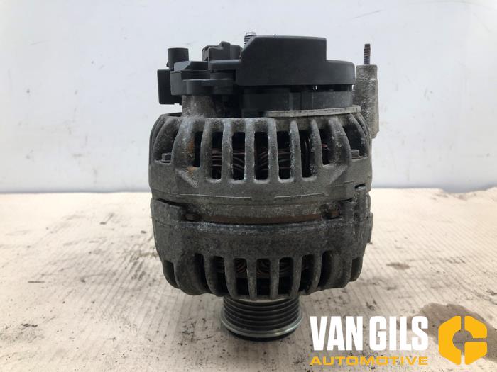 Dynamo van een Volkswagen Caddy III (2KA,2KH,2CA,2CH) 2.0 SDI 2005