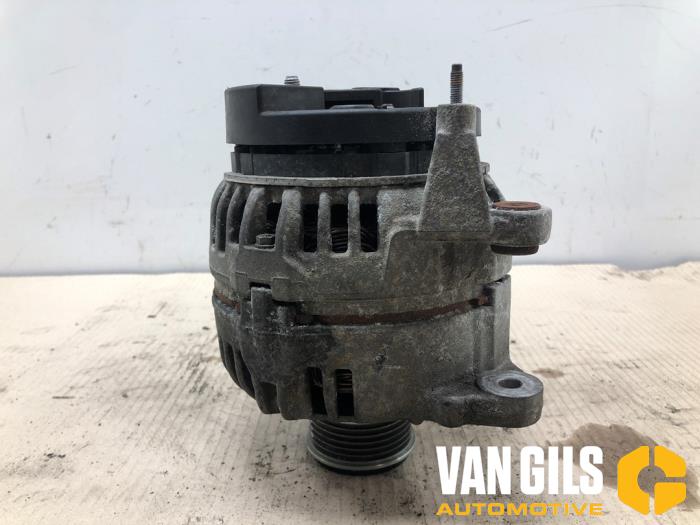Dynamo van een Volkswagen Caddy III (2KA,2KH,2CA,2CH) 2.0 SDI 2005