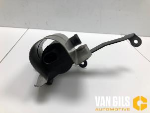 Gebruikte Thermostaat Audi A6 (C7) 3.0 V6 24V TFSI Quattro Prijs € 30,00 Margeregeling aangeboden door Van Gils Automotive