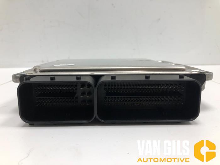 Gebruikte Computer Motormanagement BMW 1 serie (F20) 118d 2.0 16V Prijs € 200,00 Margeregeling aangeboden door Van Gils Automotive