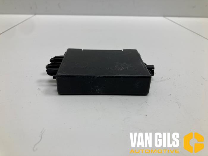 Gebruikte Immobiliser module Toyota C-HR (X1,X5) 1.8 16V Hybrid Prijs € 59,95 Margeregeling aangeboden door Van Gils Automotive