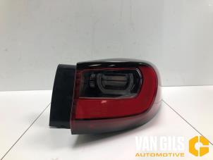 Gebruikte Achterlicht rechts Mazda CX-60 (KH) 2.5 e-SkyActiv PHEV Prijs € 249,99 Margeregeling aangeboden door Van Gils Automotive