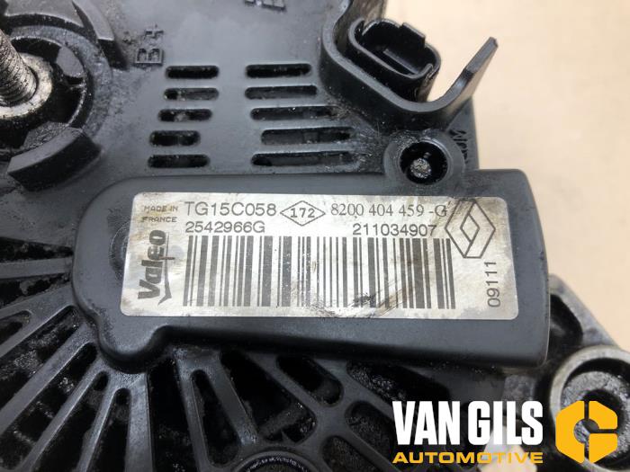 Gebruikte Dynamo Opel Vivaro 2.0 CDTI Prijs op aanvraag aangeboden door Van Gils Automotive
