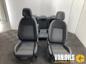 Gebruikte Interieur Bekledingsset Opel Astra K 1.4 Turbo 16V Prijs € 249,99 Margeregeling aangeboden door Van Gils Automotive