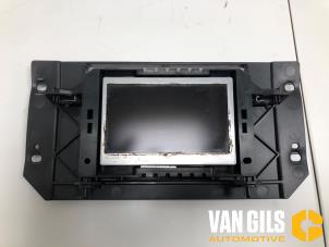 Gebruikte Display Interieur Landrover Range Rover Evoque (LVJ/LVS) 2.2 eD4 16V 5-drs. Prijs op aanvraag aangeboden door Van Gils Automotive